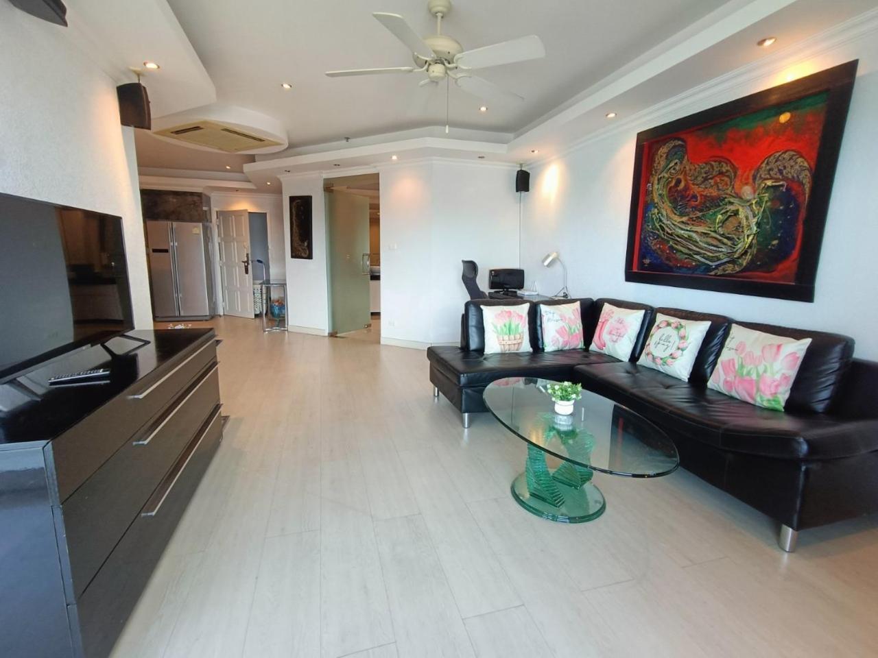 View Talay 6 Pattaya Beach Apartment By Honey Exteriér fotografie