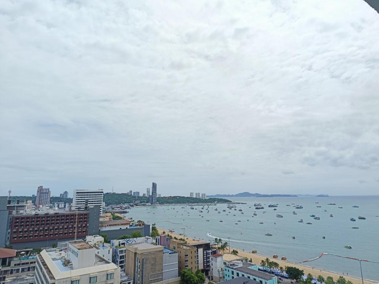 View Talay 6 Pattaya Beach Apartment By Honey Exteriér fotografie